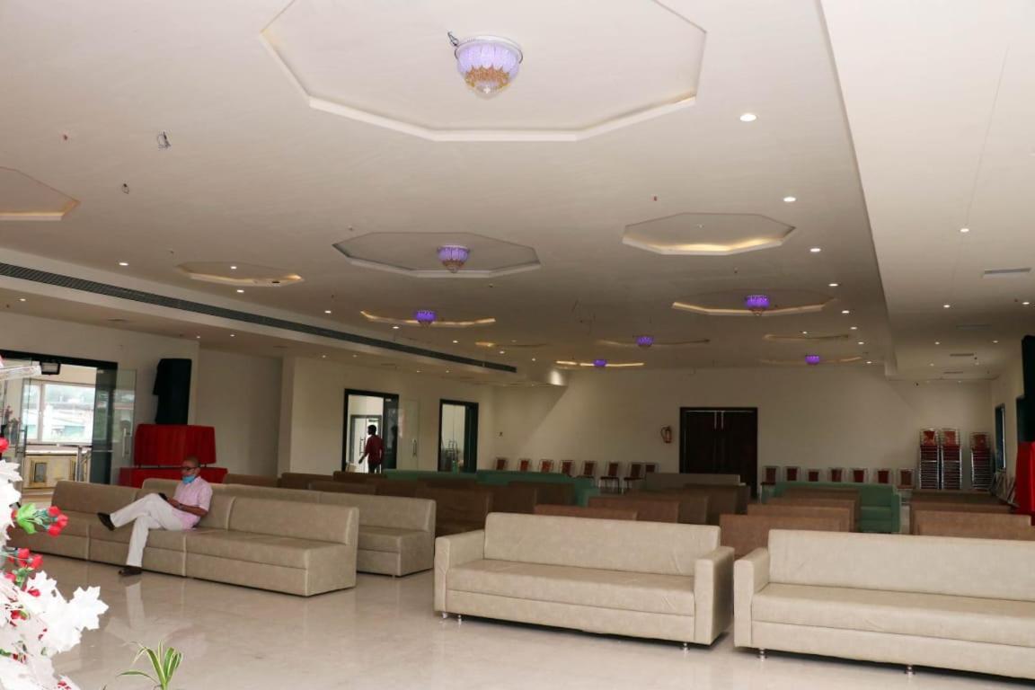 Hotel Savitri Signature Narsinghpur Exterior foto